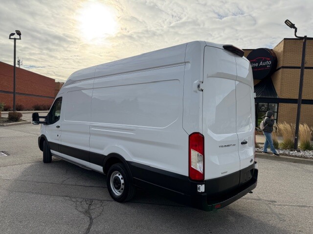 2023 Ford Transit Cargo Van