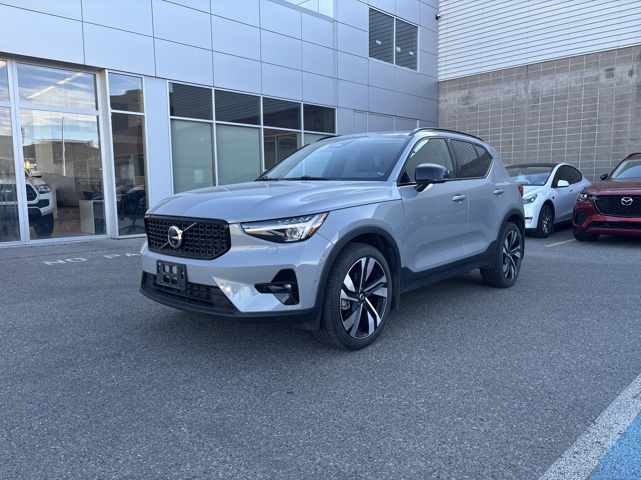 2024 Volvo XC40