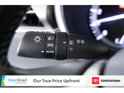 used 2022 Toyota Highlander car, priced at $45,998