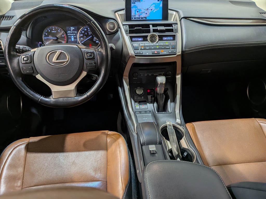 Lexus NX 200t 2016