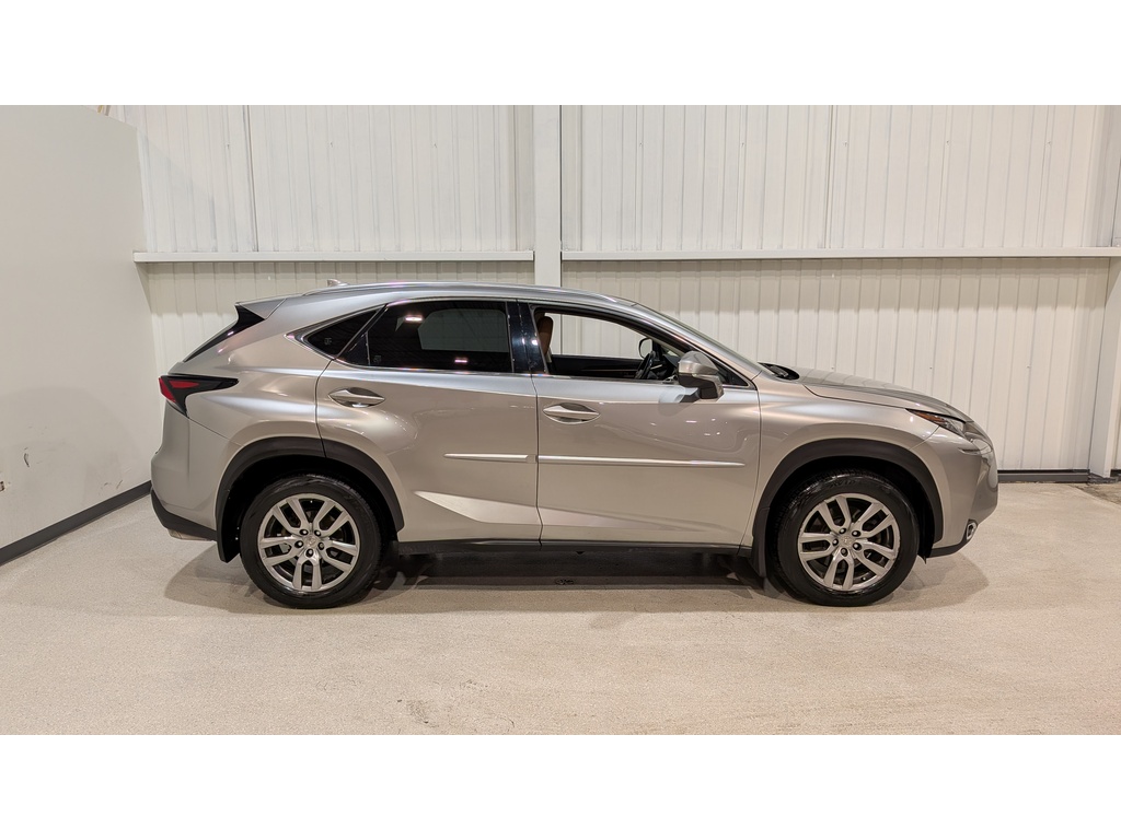 Lexus NX 200t 2016