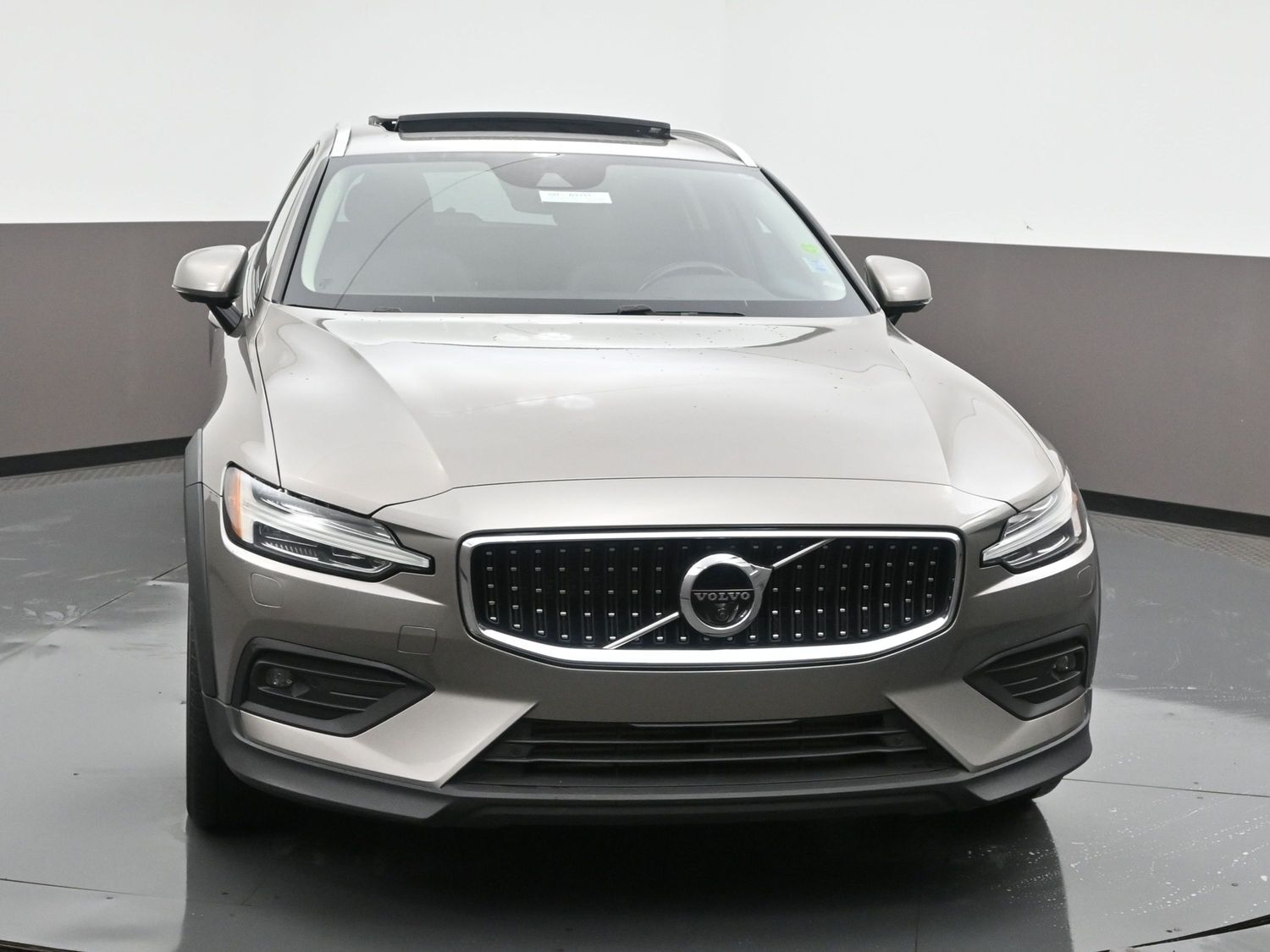 2020 Volvo V60