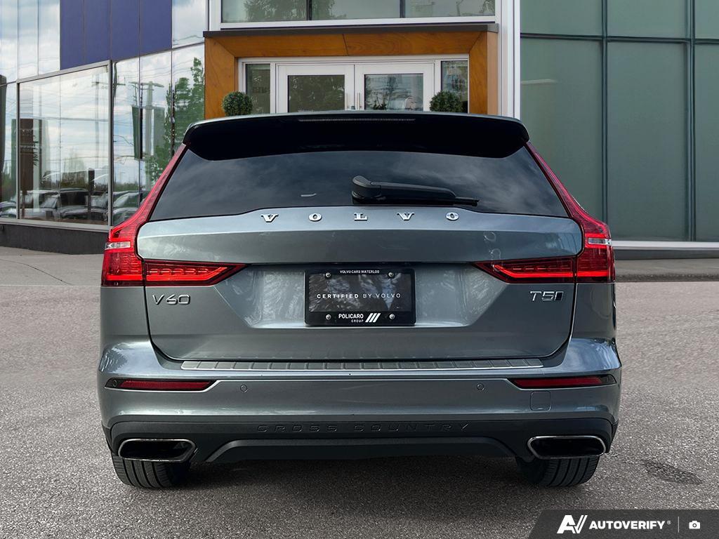 2021 Volvo V60 Cross Country