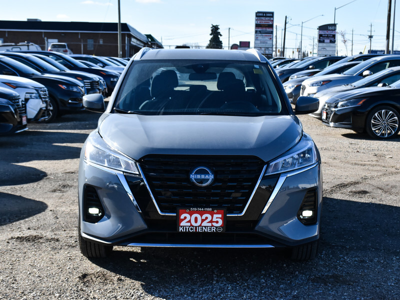 2025 Nissan Kicks Play