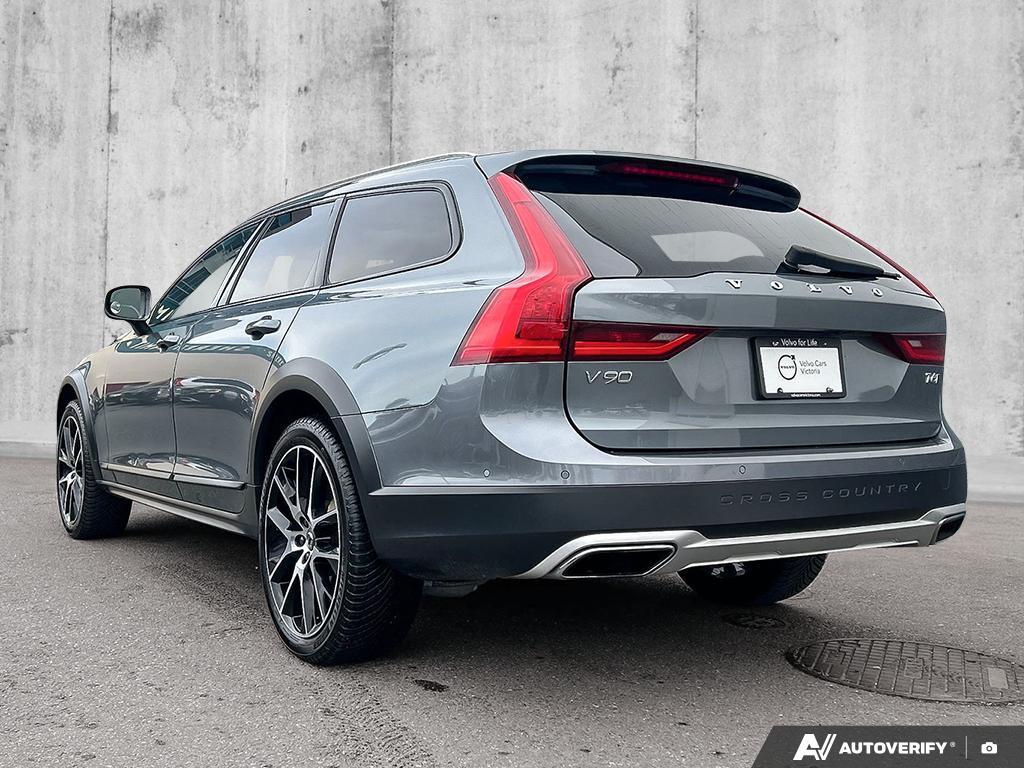 2018 Volvo V90 Cross Country