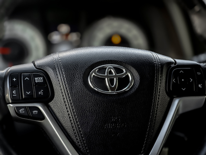 used 2017 Toyota Sienna car, priced at $28,695