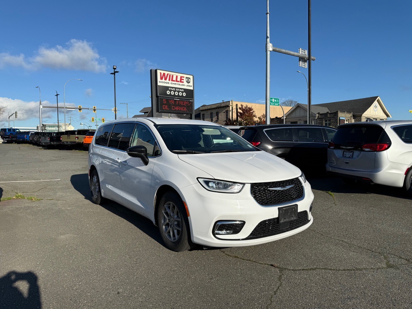 2024 Chrysler Pacifica