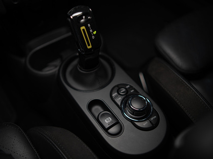 used 2022 MINI 3 Door car, priced at $23,900