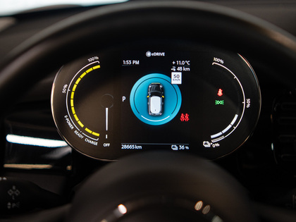 used 2022 MINI 3 Door car, priced at $23,900