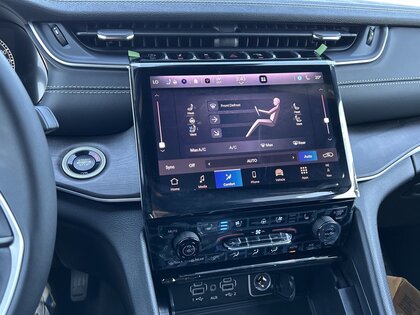 used 2025 Jeep Grand Cherokee car, priced at $64,999