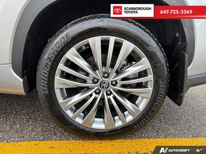 used 2025 Toyota Highlander car, priced at $64,995