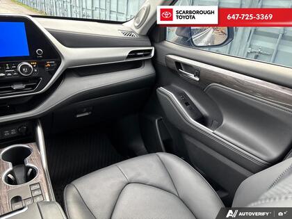 used 2025 Toyota Highlander car, priced at $64,995