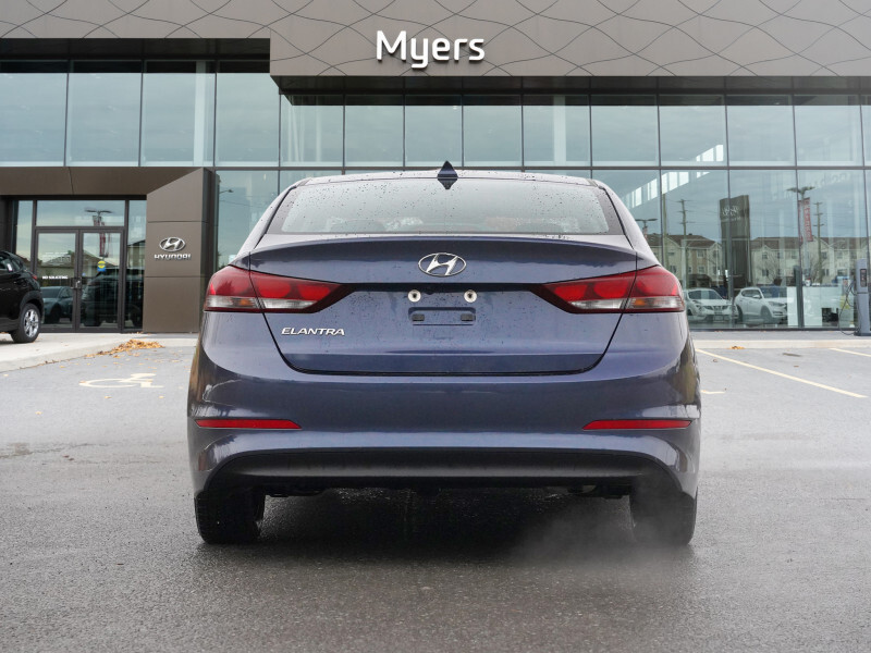 2018 Hyundai Elantra Sedan - Gallery image 3