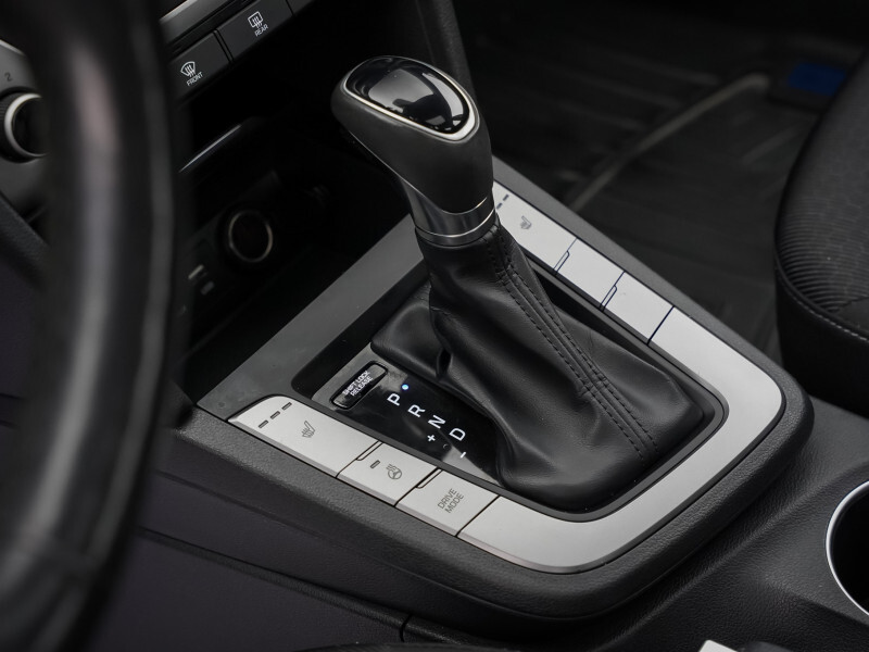 2018 Hyundai Elantra Sedan - Gallery image 18