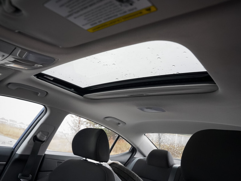 2018 Hyundai Elantra Sedan - Gallery image 17