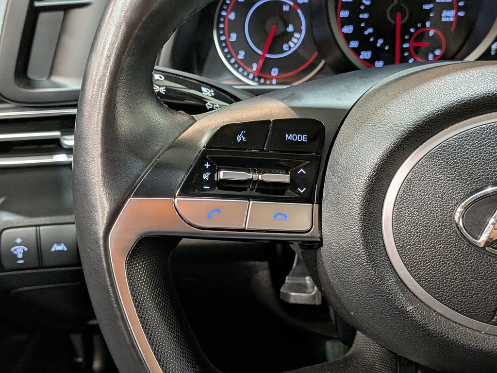 Hyundai Elantra 2021