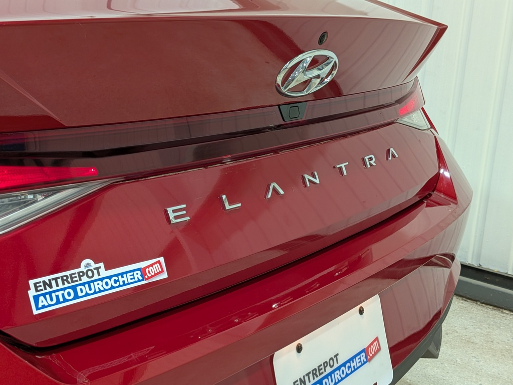 Hyundai Elantra 2021