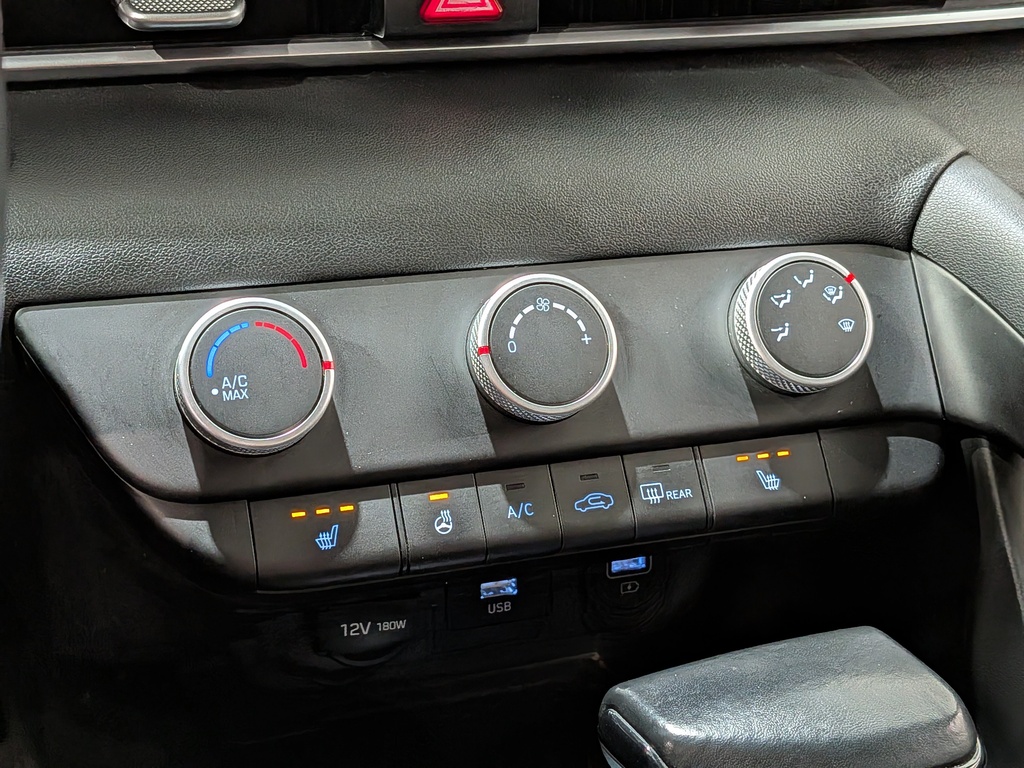 Hyundai Elantra 2021