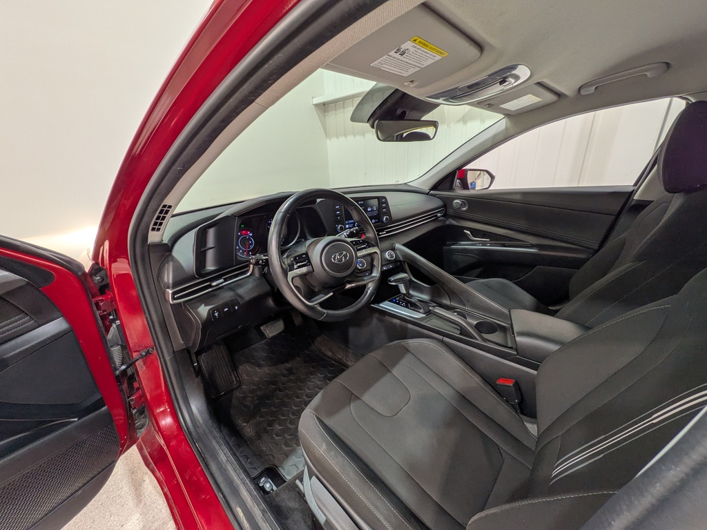 Hyundai Elantra 2021