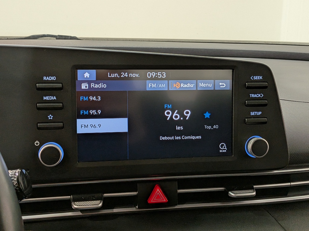 Hyundai Elantra 2021