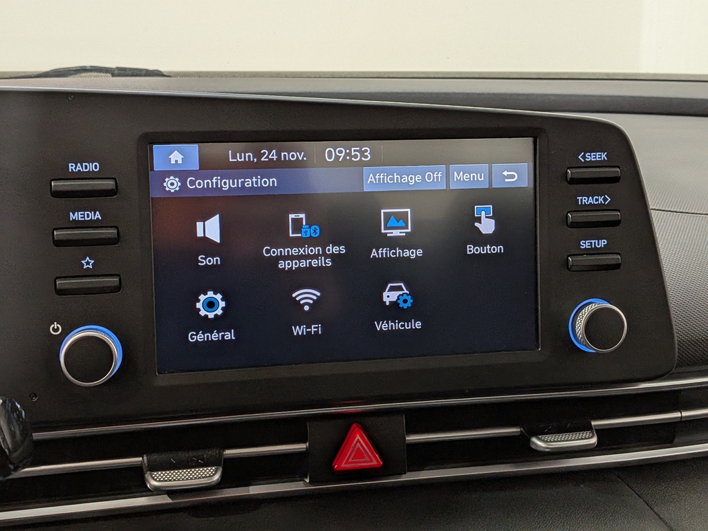 Hyundai Elantra 2021