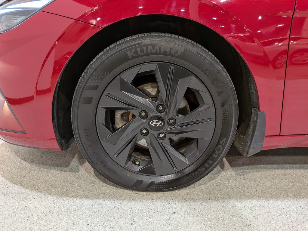 Hyundai Elantra 2021