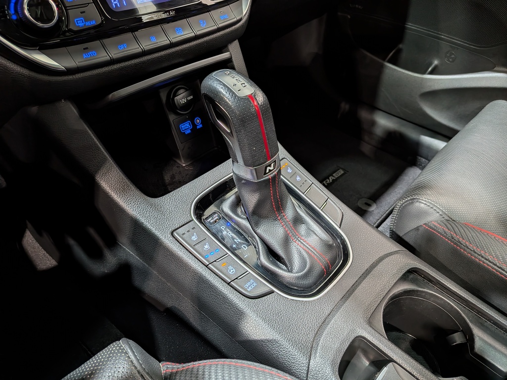 Hyundai Elantra GT 2019