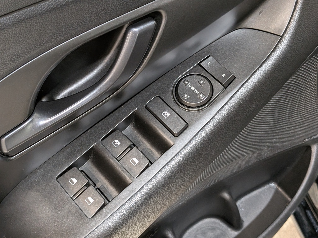 Hyundai Elantra GT 2019