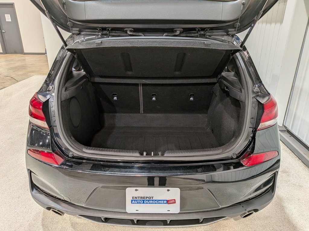 Hyundai Elantra GT 2019