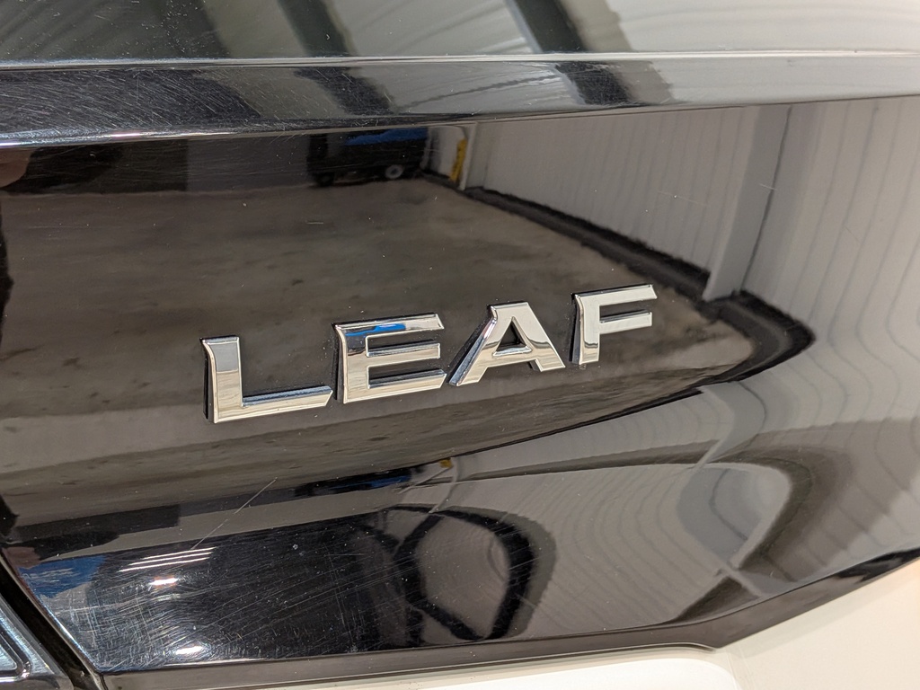 Nissan LEAF 2018