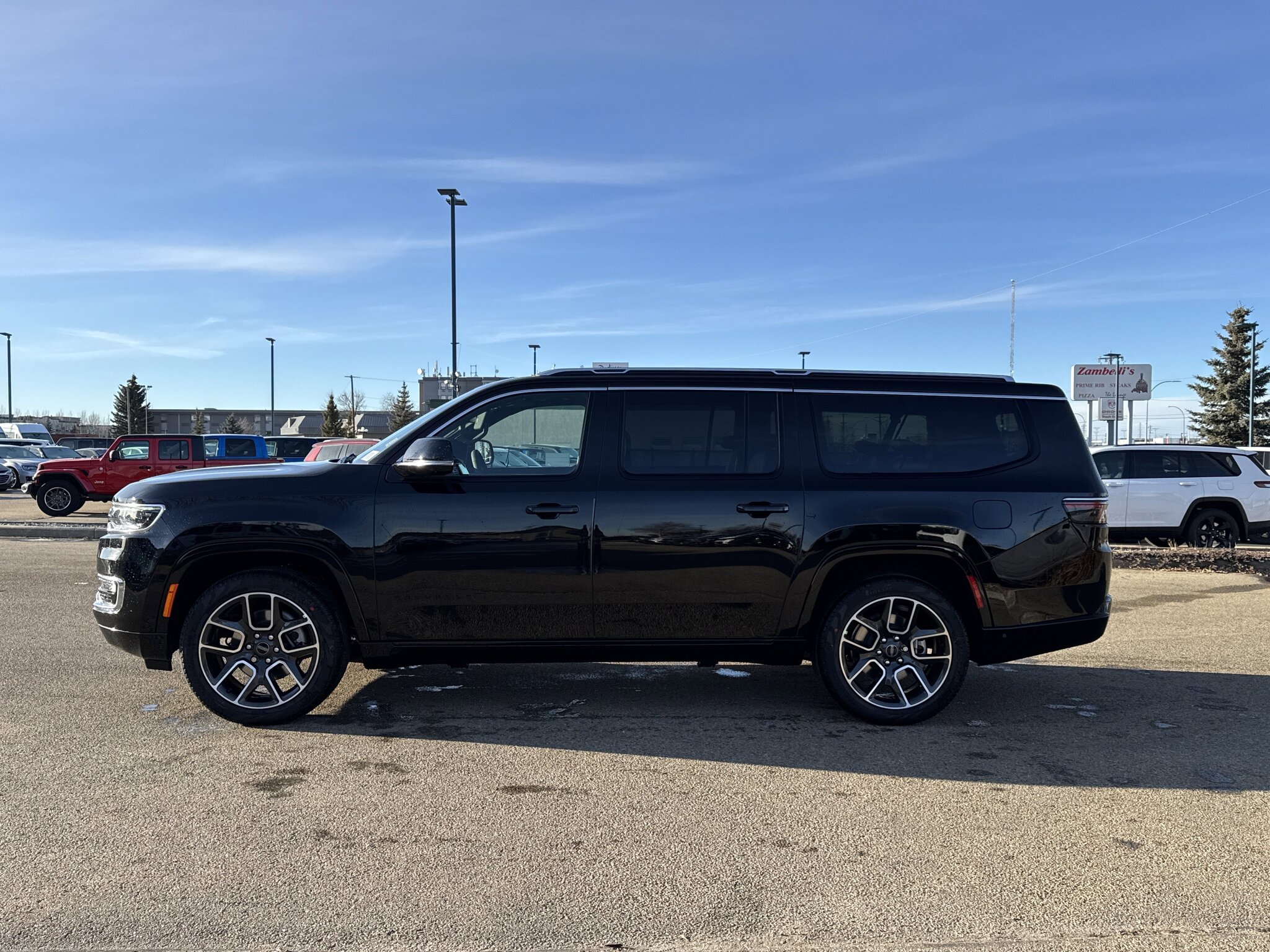 2025 Jeep Wagoneer L