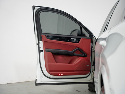 used 2022 Porsche Cayenne car, priced at $72,900