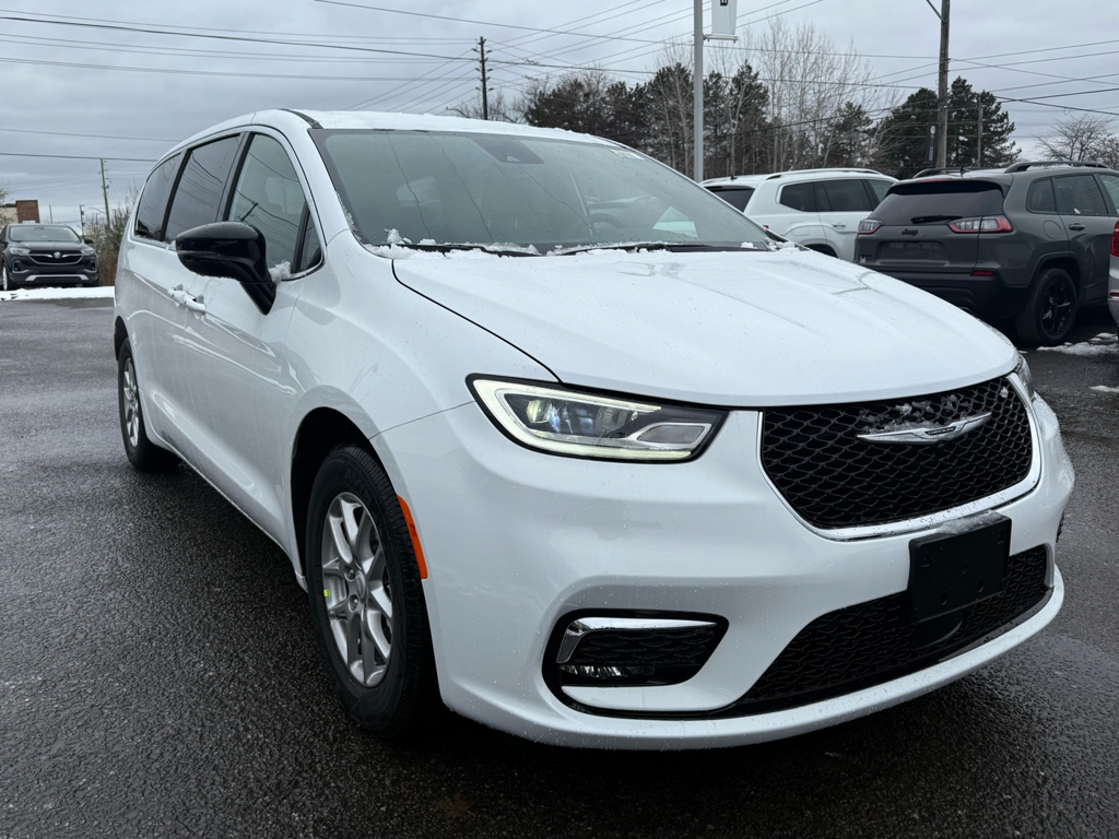 2026 Chrysler Pacifica