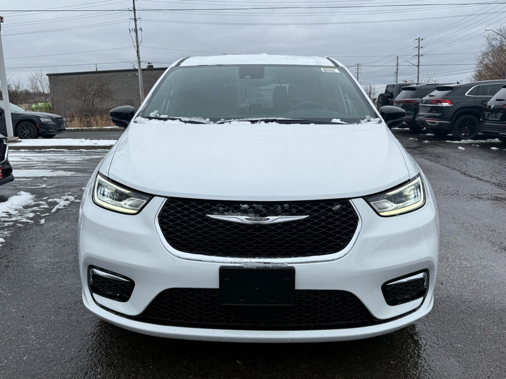 2026 Chrysler Pacifica