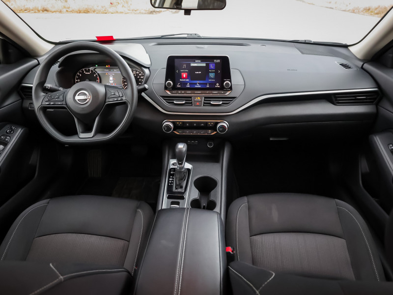 2024 Nissan Altima - Gallery image 12