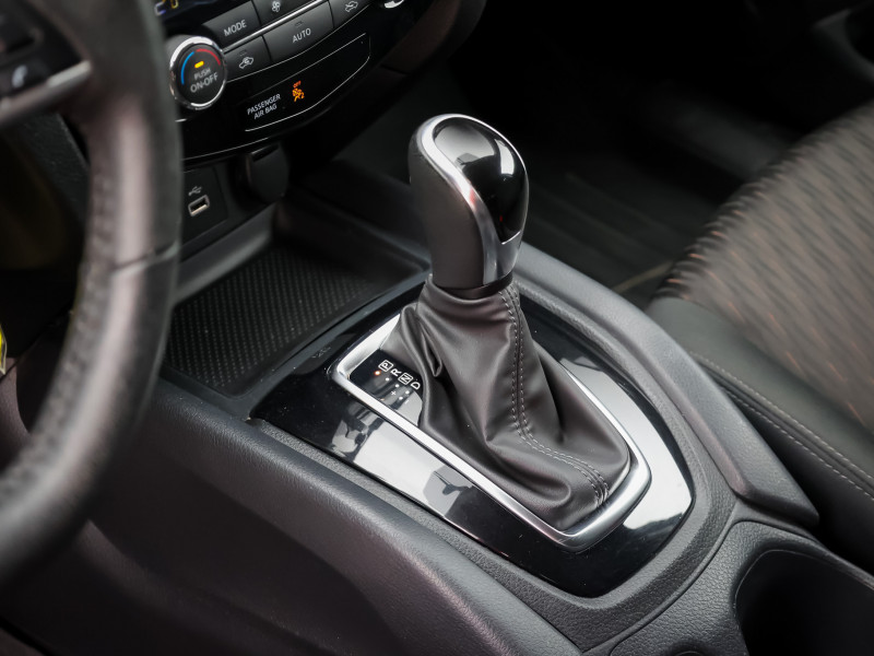 2020 Nissan Rogue - Gallery image 15