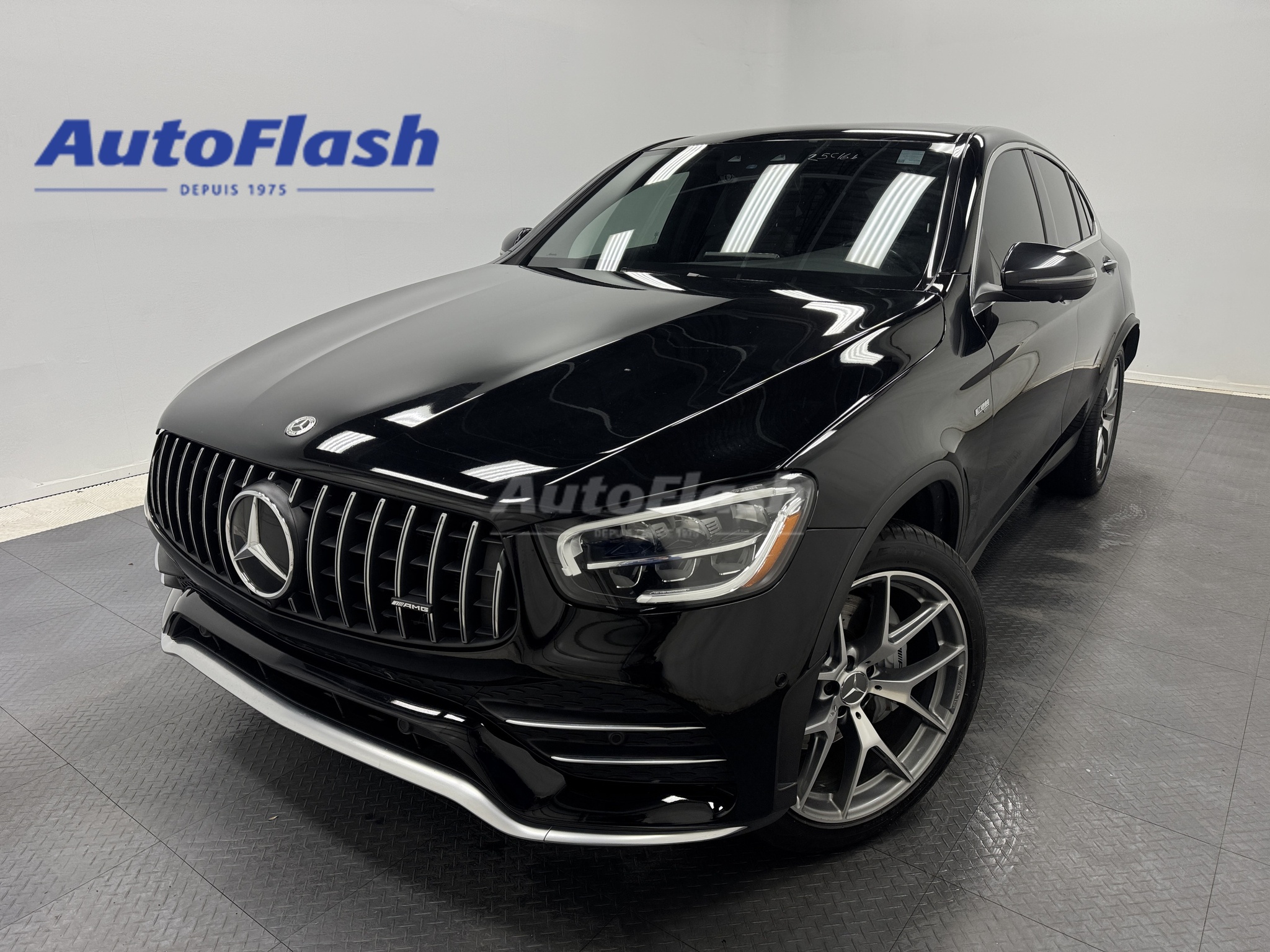 2023 Mercedes-Benz GLC