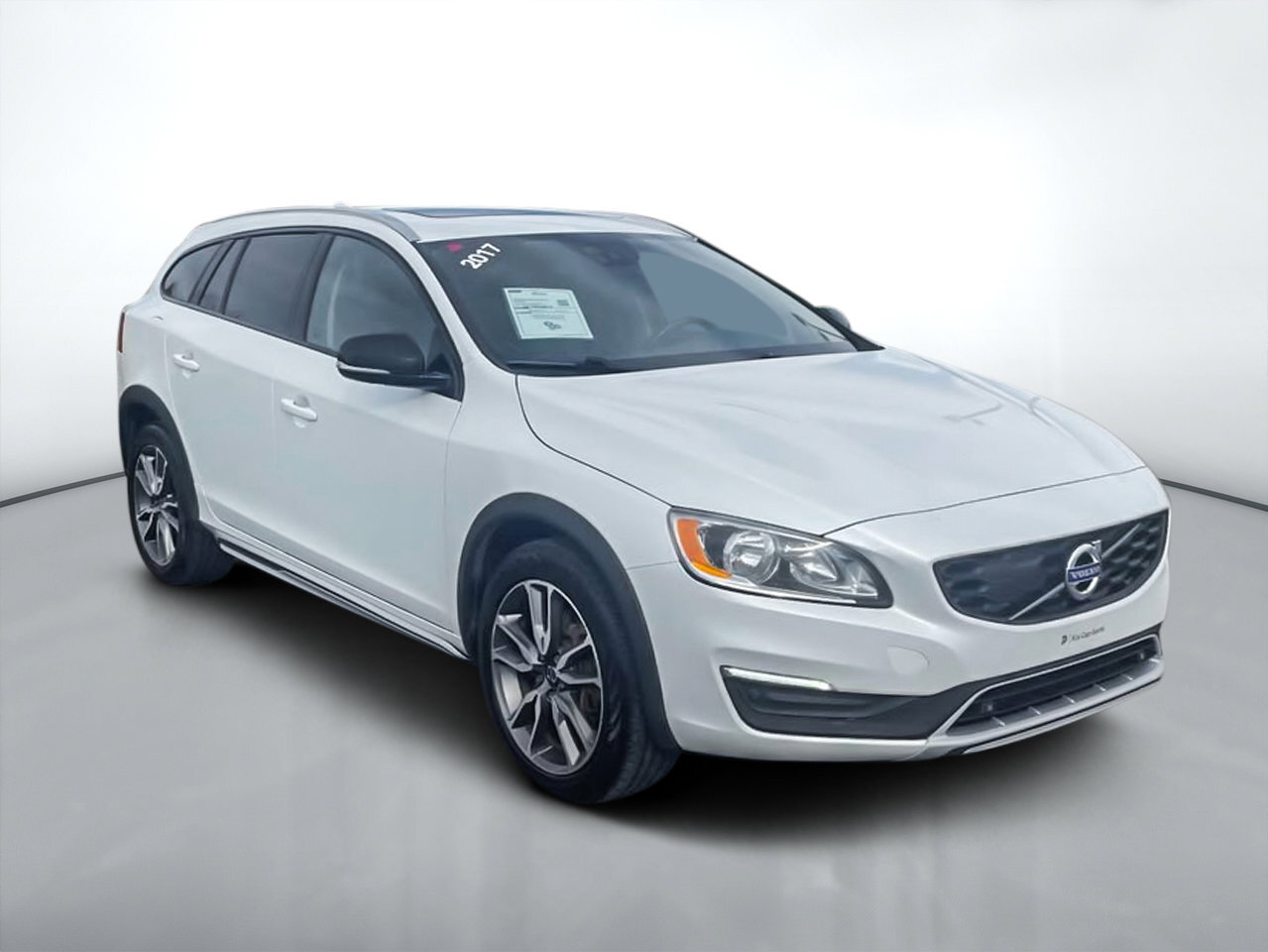 2017 Volvo V60 Cross Country