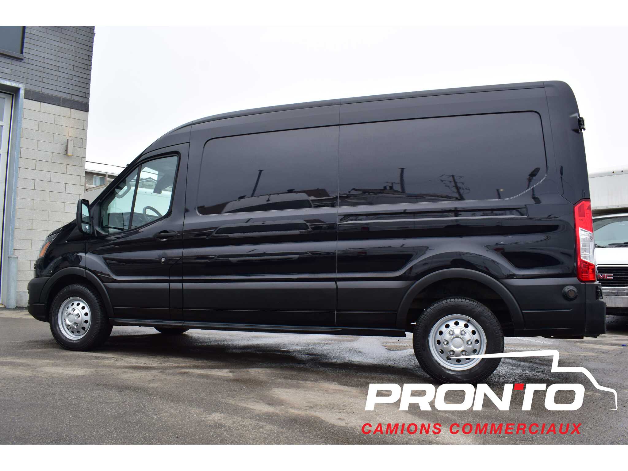 2020 Ford Transit Cargo Van