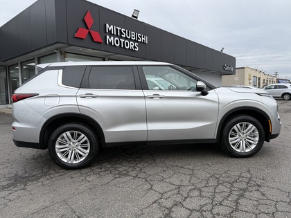 used 2024 Mitsubishi Outlander car, priced at $29,450