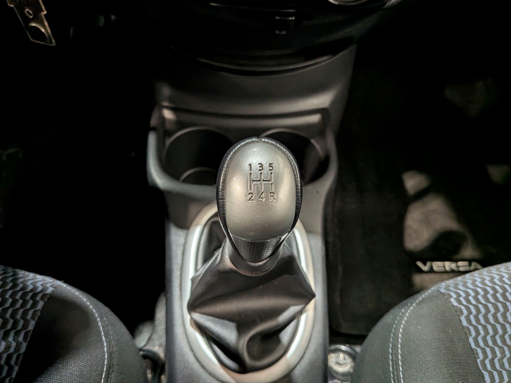 Nissan Versa Note 2016