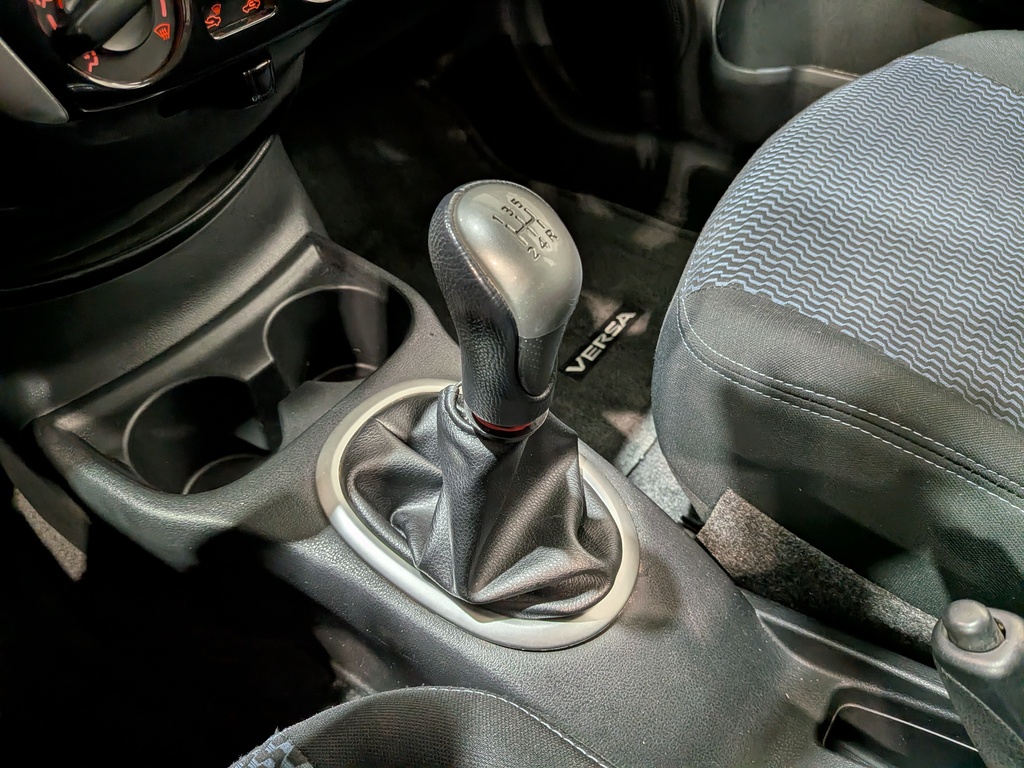 Nissan Versa Note 2016