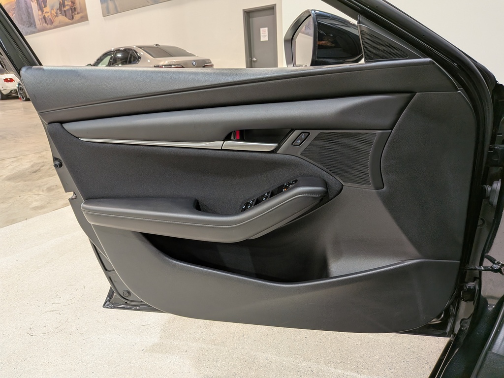 Mazda Mazda3 Sport 2024