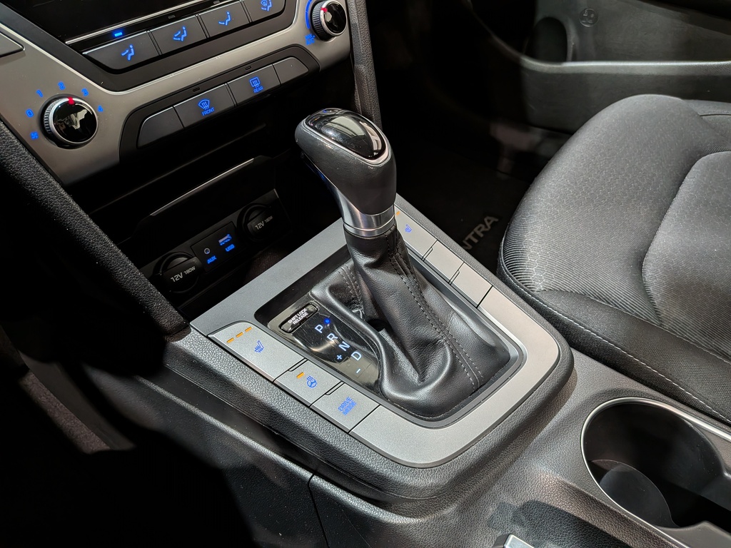 Hyundai Elantra 2018