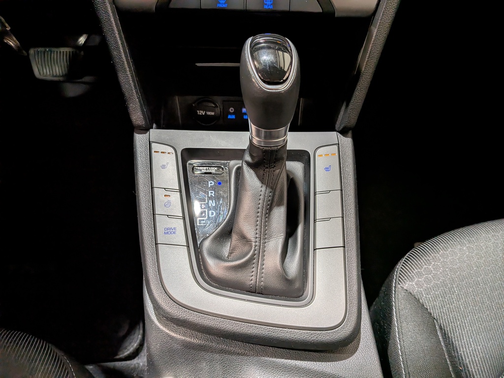 Hyundai Elantra 2018