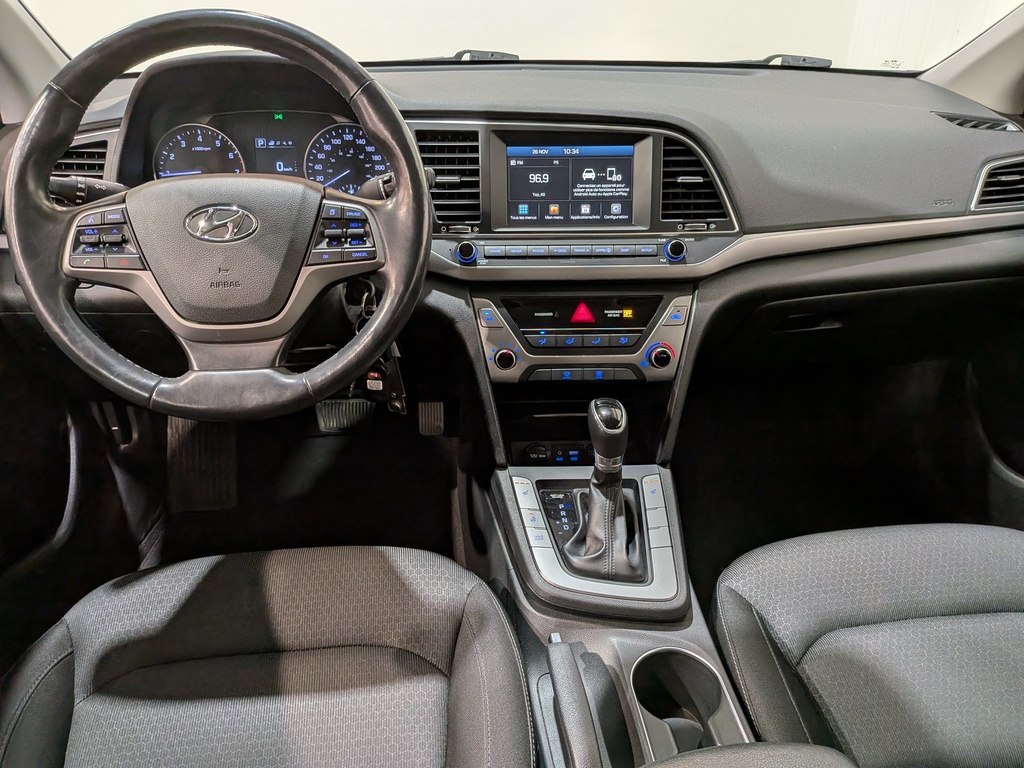 Hyundai Elantra 2018