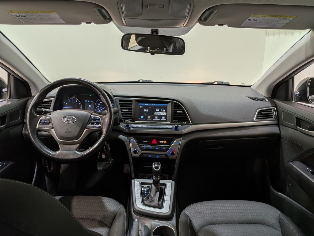 Hyundai Elantra 2018