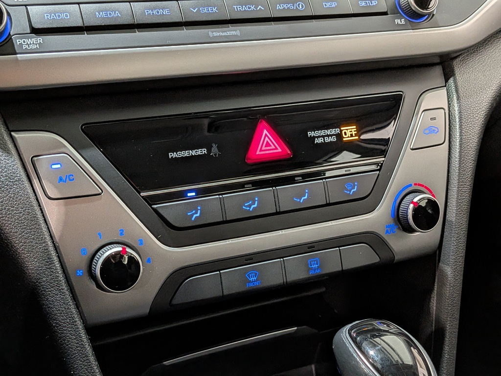 Hyundai Elantra 2018