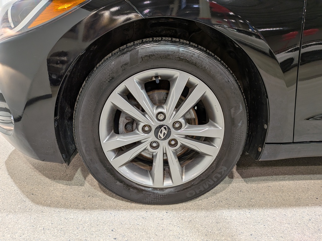 Hyundai Elantra 2018