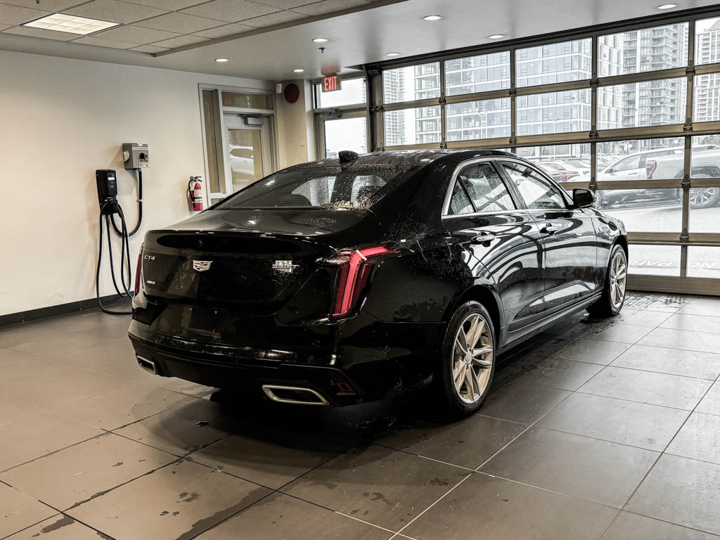 2024 Cadillac CT4